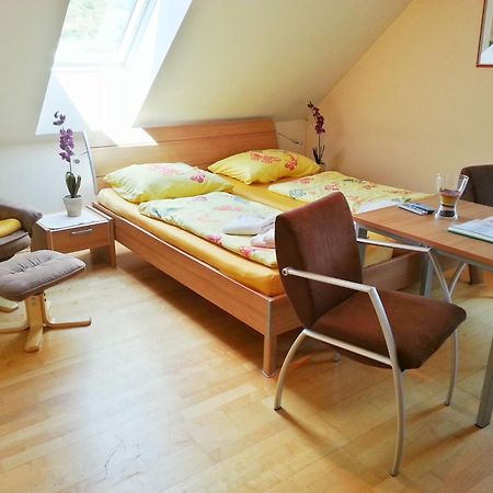 Bed and Breakfast Gastehaus Zur Schonen Aussicht Шпиц Экстерьер фото
