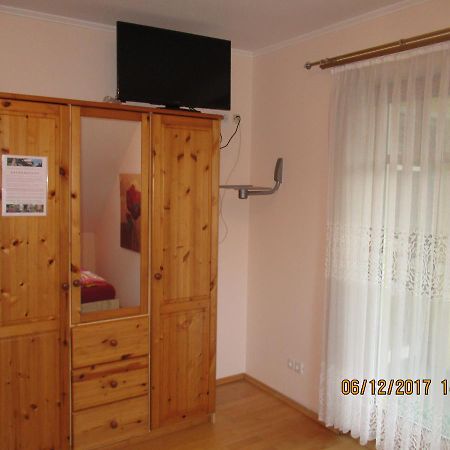 Bed and Breakfast Gastehaus Zur Schonen Aussicht Шпиц Экстерьер фото