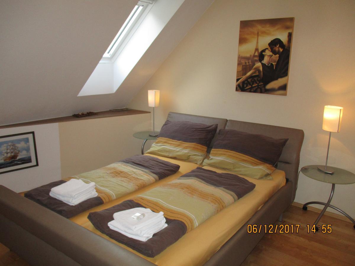 Bed and Breakfast Gastehaus Zur Schonen Aussicht Шпиц Экстерьер фото